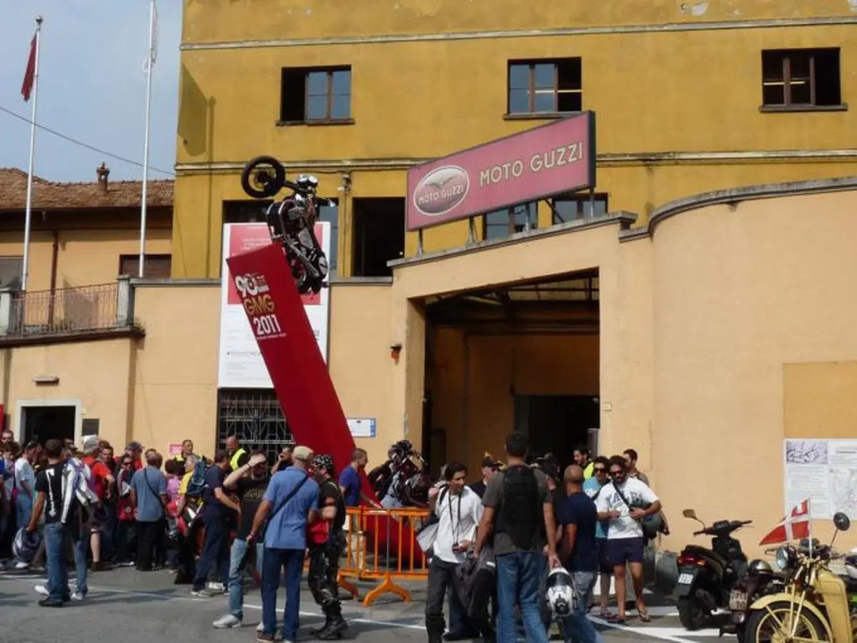 Giornate Moto Guzzi, aria di casa (64)
