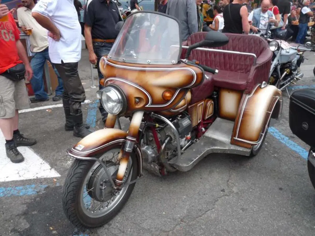 Giornate Moto Guzzi, aria di casa (85)