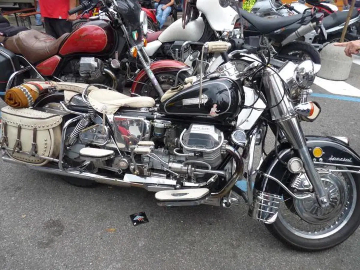 Giornate Moto Guzzi, aria di casa (88)