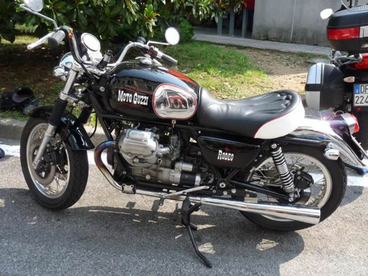 Giornate Moto Guzzi, aria di casa (89)