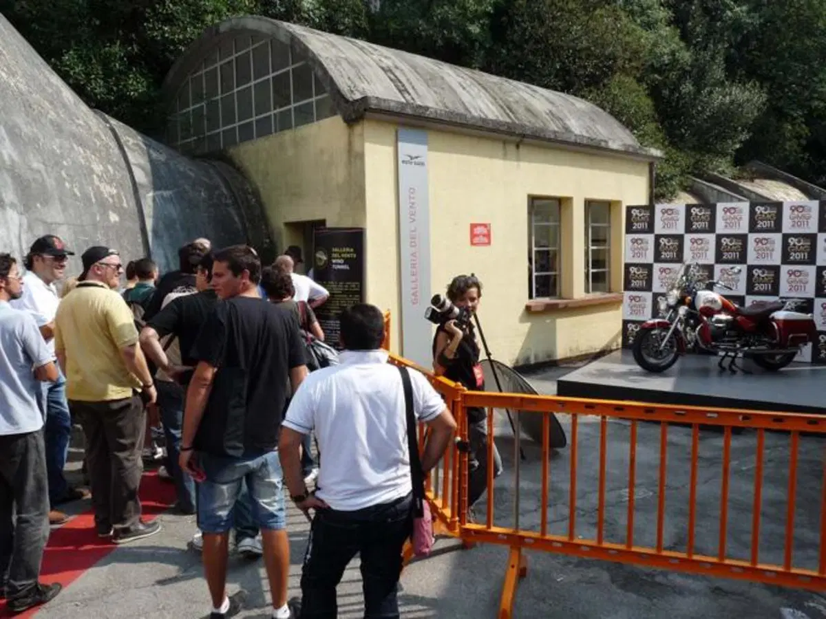 Giornate Moto Guzzi, aria di casa (99)