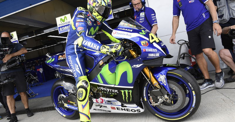 MotoGP 2016. Rossi in pole position nel GP di Spagna