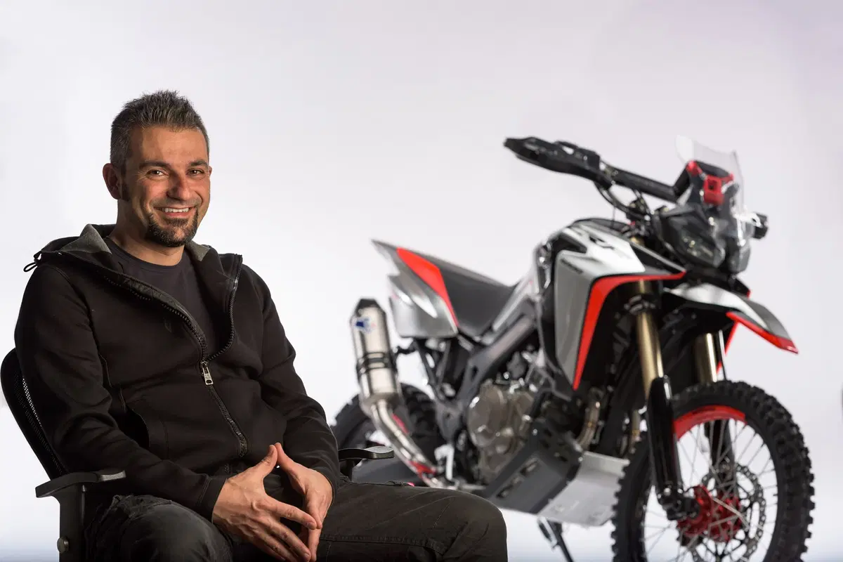 Honda Africa Twin Enduro Sports a EICMA 2016 (7)