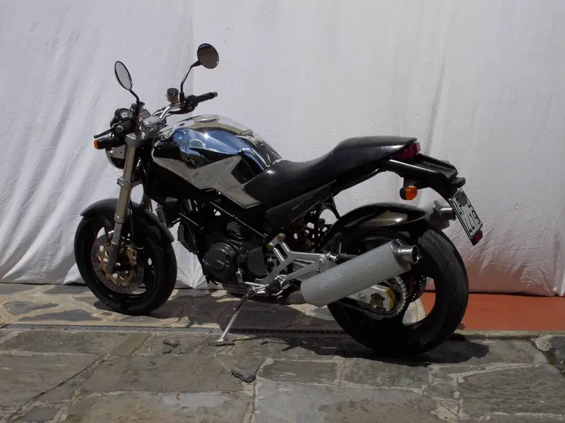 Ducati monster cromo (2)