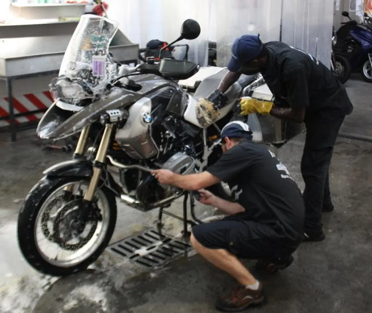 Motosplash, la beauty farm della moto (14)