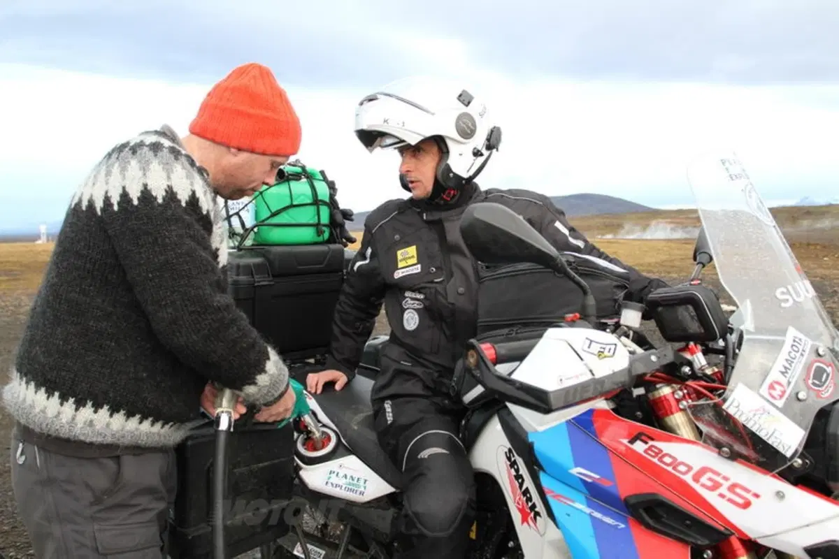 Planet Explorer Iceland: in moto in Islanda live tour (37)