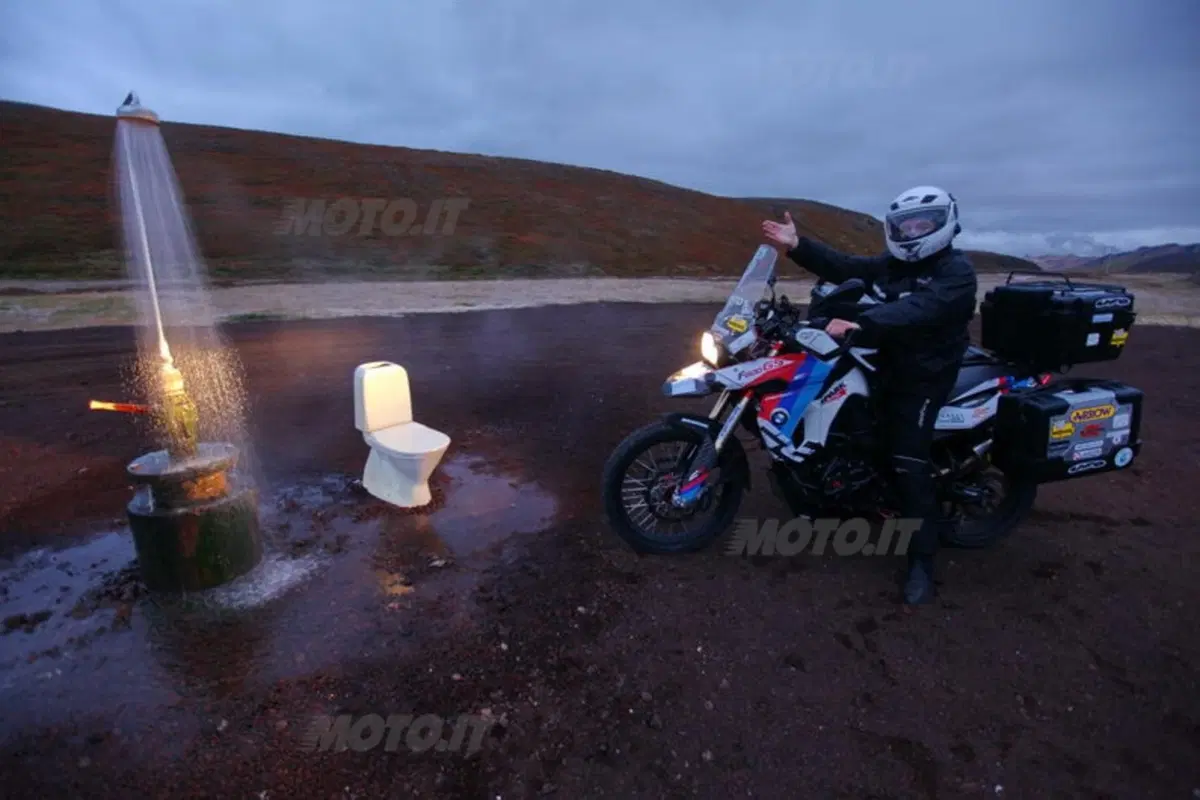 Planet Explorer Iceland: in moto in Islanda live tour (50)