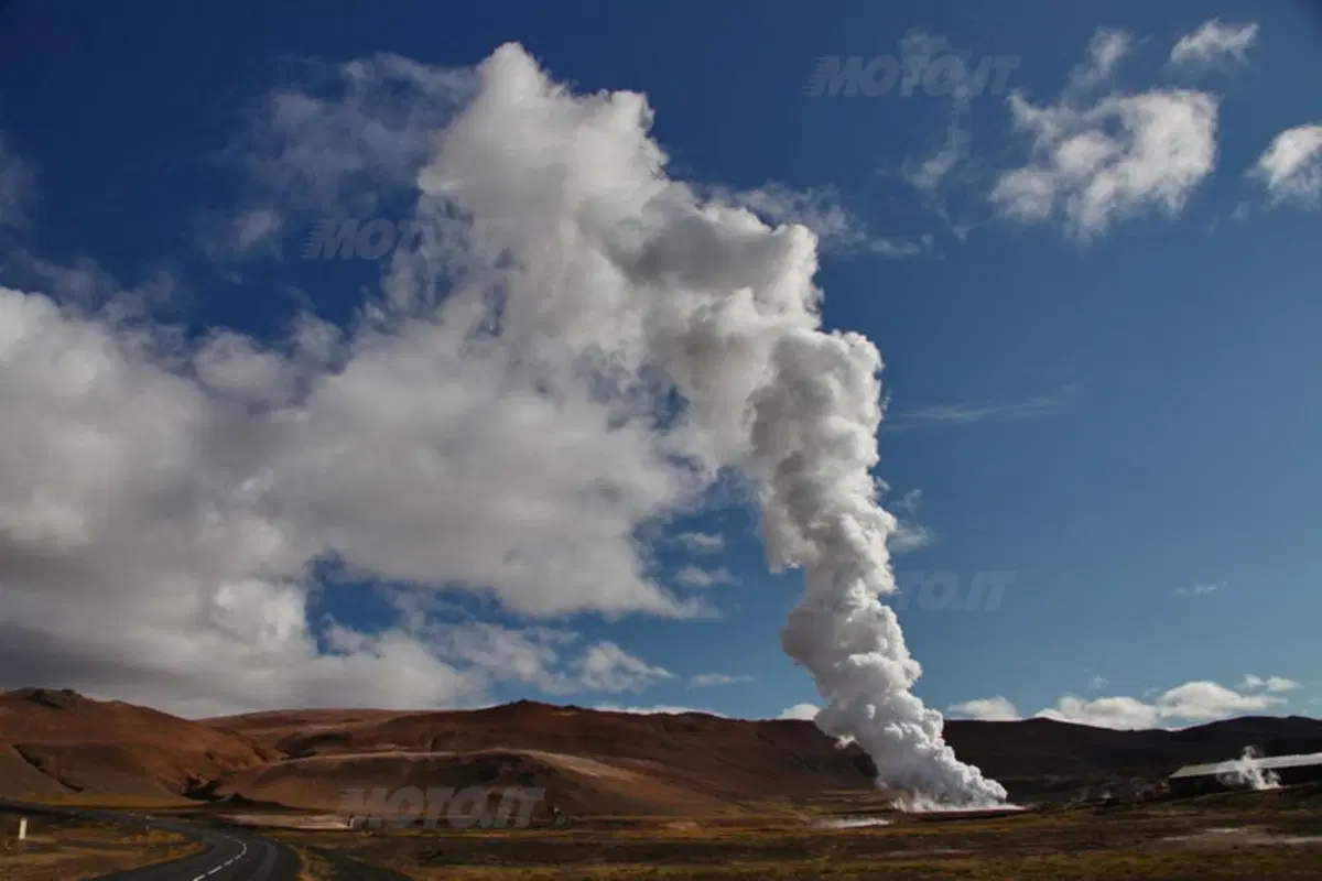 Planet Explorer Iceland: in moto in Islanda live tour (53)