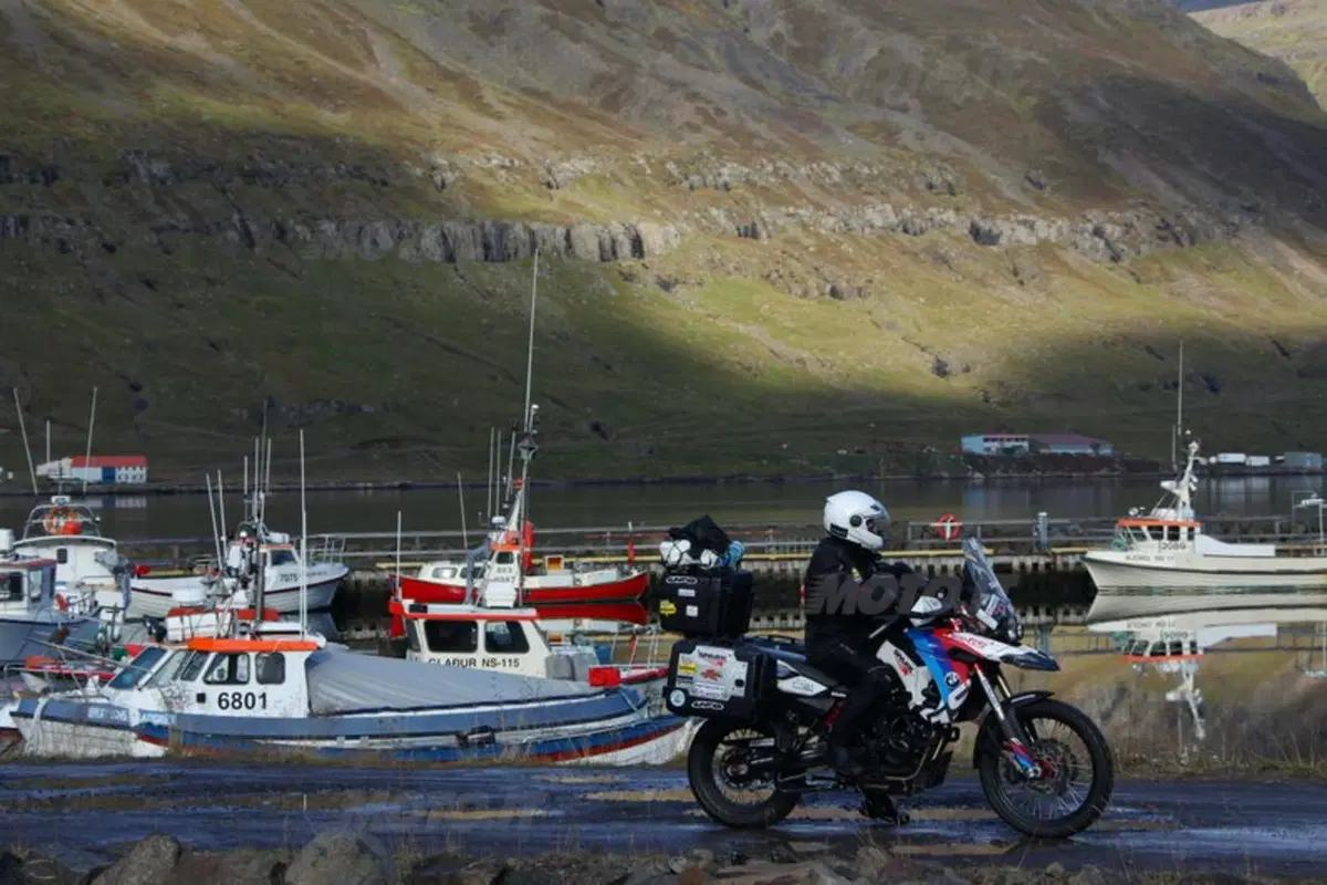 Planet Explorer Iceland: in moto in Islanda live tour (59)