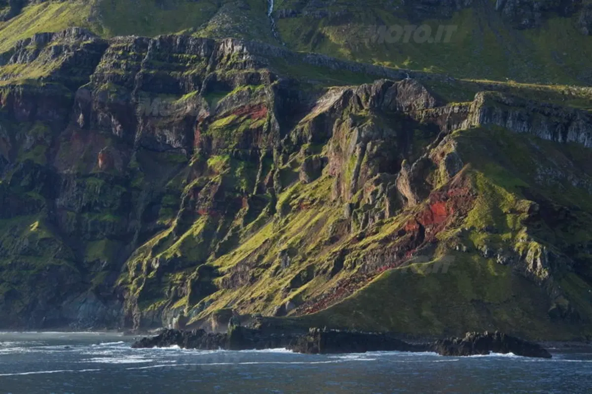 Planet Explorer Iceland: in moto in Islanda live tour (65)