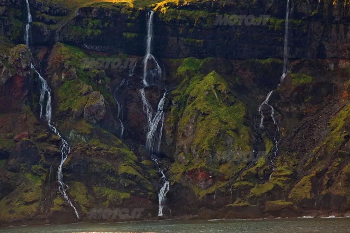 Planet Explorer Iceland: in moto in Islanda live tour (66)