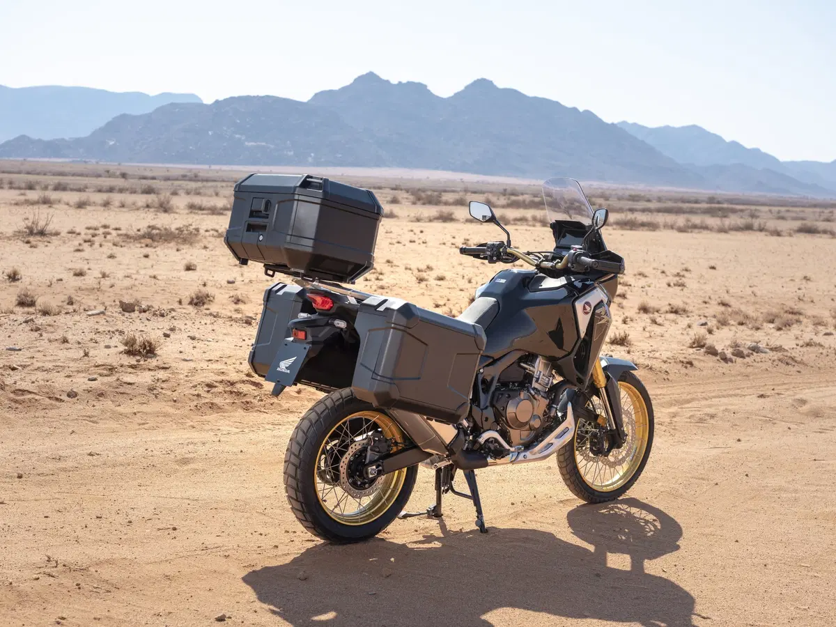 Nuove Honda CRF1100L Africa Twin CRF1100L e Adventure Sports 2020: foto e dati. Prezzi (24)