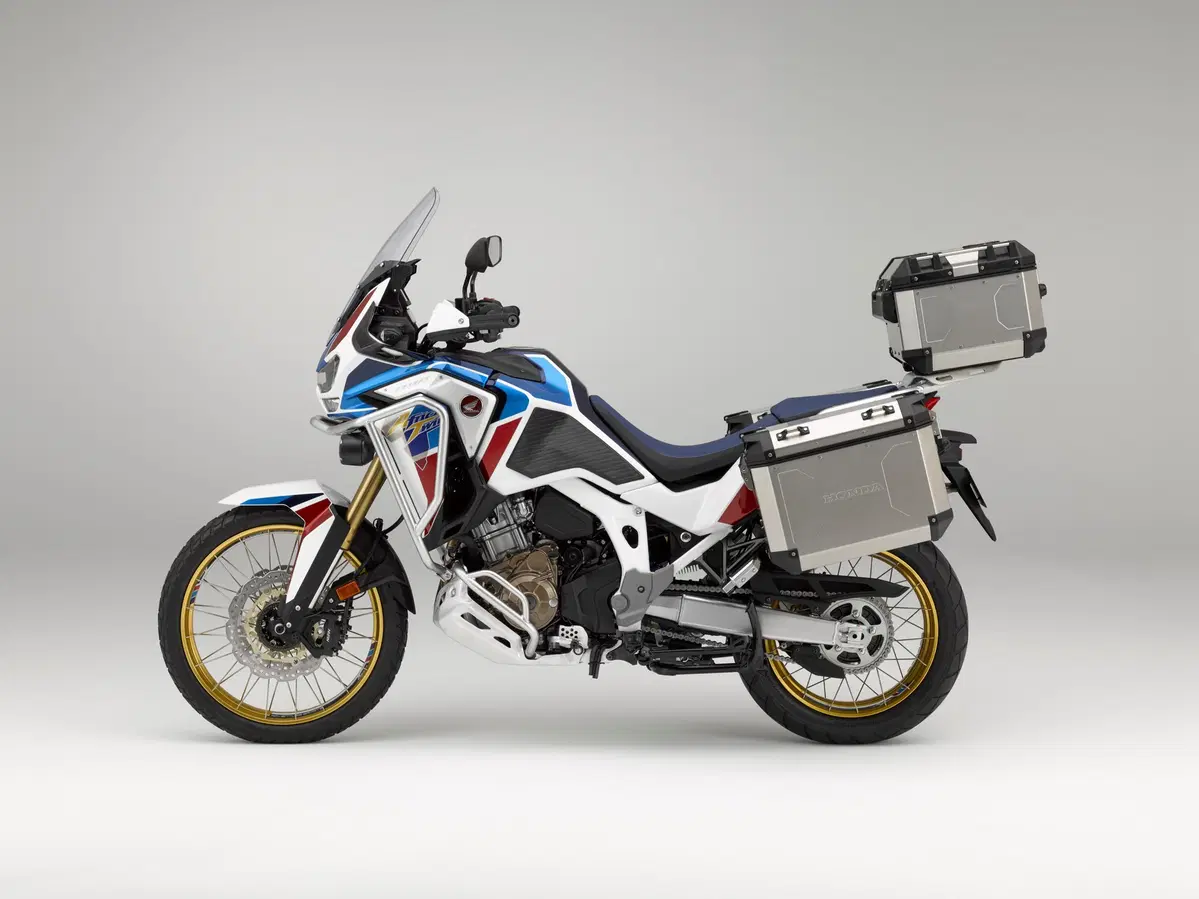 Nuove Honda CRF1100L Africa Twin CRF1100L e Adventure Sports 2020: foto e dati. Prezzi (6)