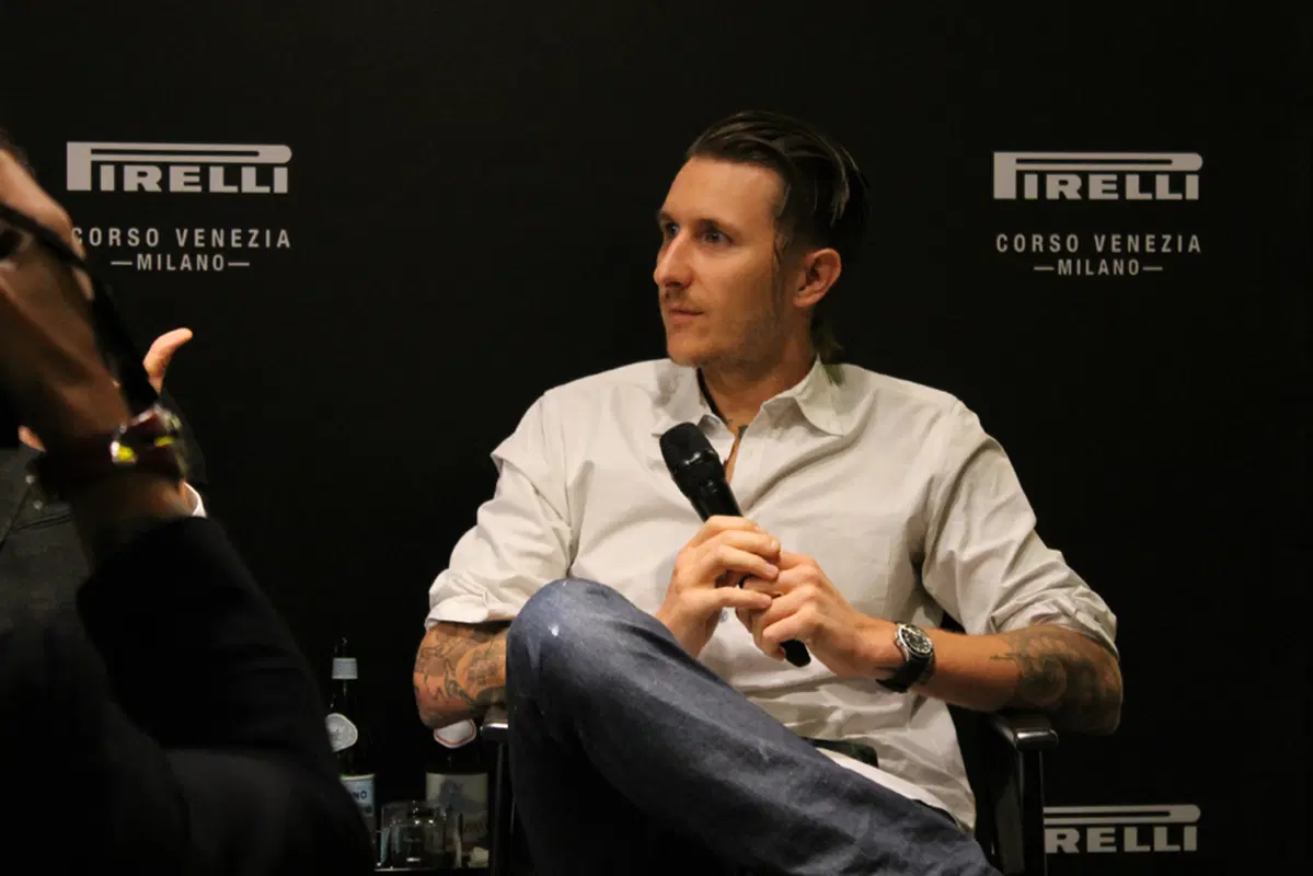 Pirelli: moda, tradizione e tecnologia nel primo flagship store a Milano (24)