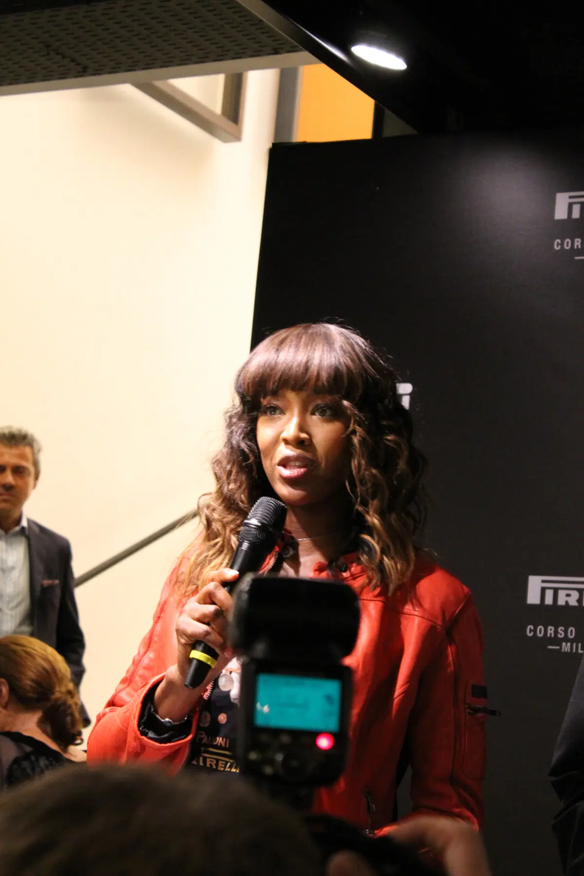 Pirelli: moda, tradizione e tecnologia nel primo flagship store a Milano (28)