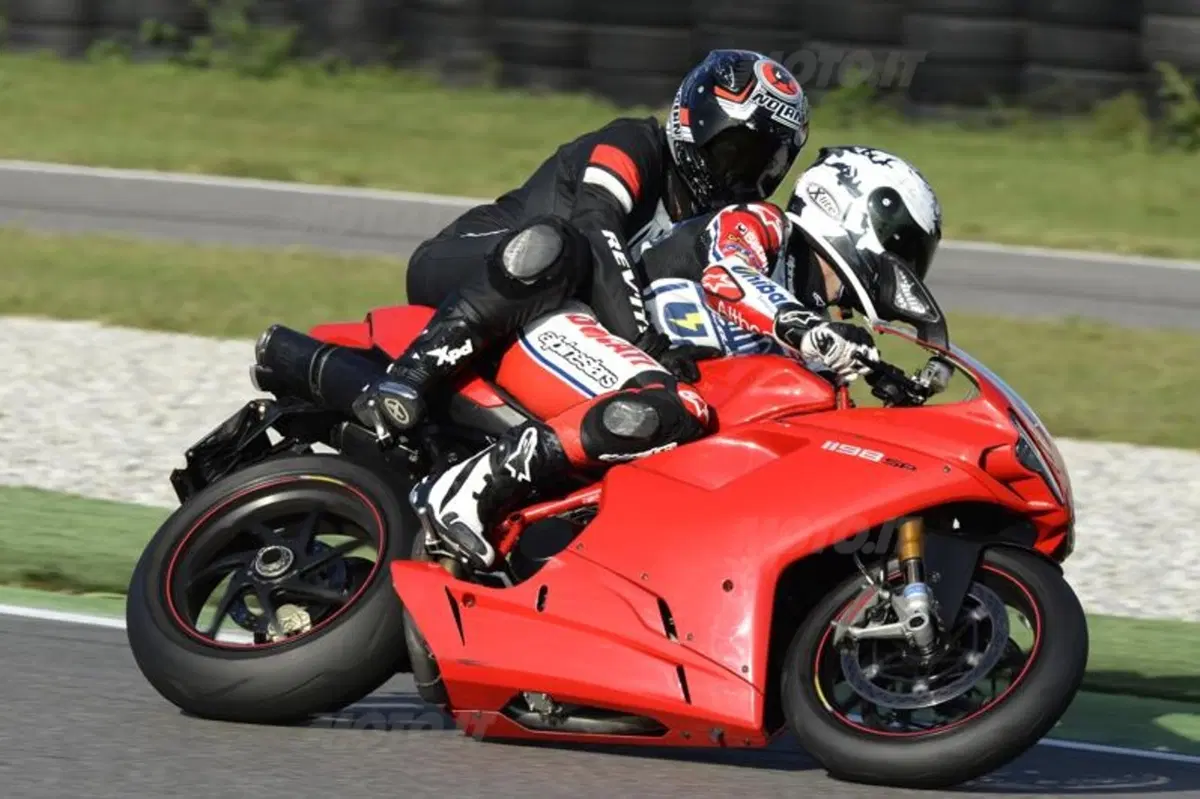 NolanGroup festeggia i 40 anni con Lorenzo, Checa, Melandri e Badovini (12)