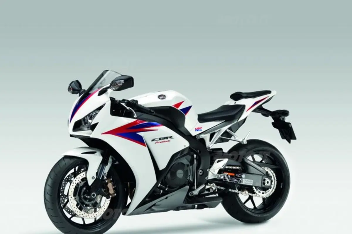 Nuova Honda CBR1000RR Fireblade 2012 (4)