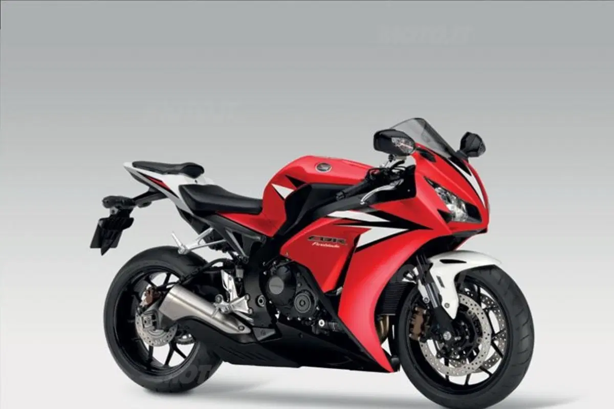 Nuova Honda CBR1000RR Fireblade 2012 (9)