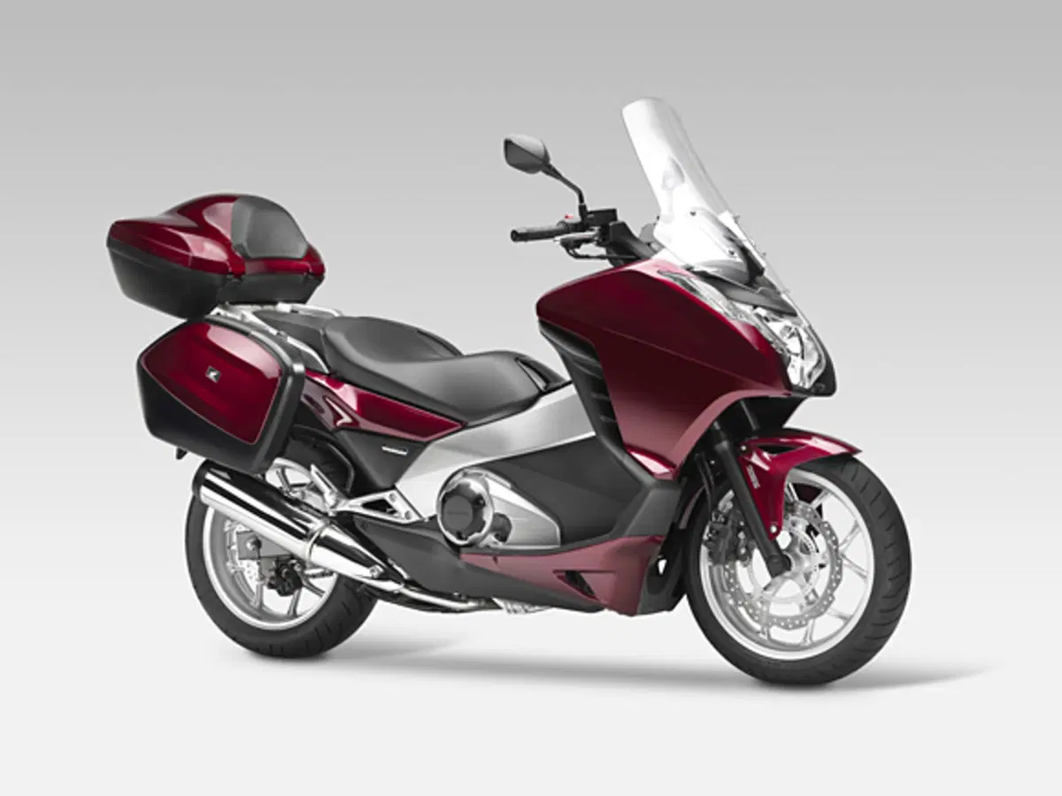 Honda: nuova generazione di motori 700 bicilindrici doppia frizione (15)