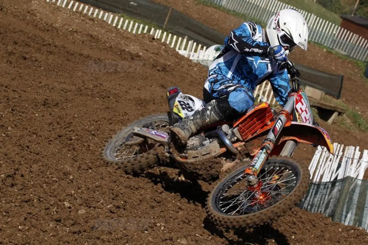 KTM SX-F 250 e 350 Factory 2011   (10)
