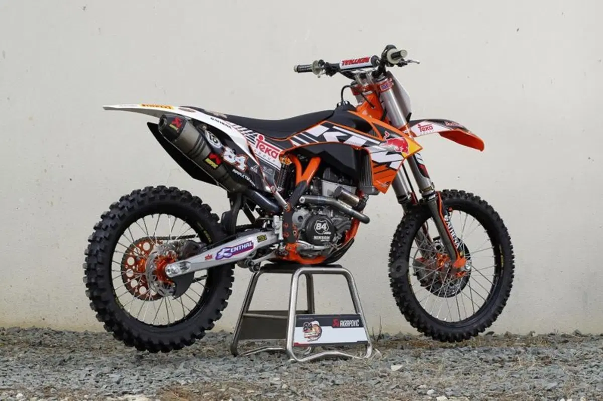KTM SX-F 250 e 350 Factory 2011   (25)