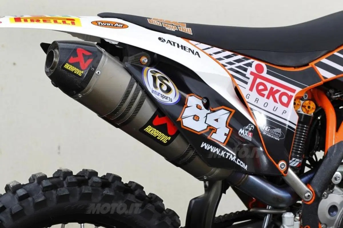KTM SX-F 250 e 350 Factory 2011   (30)