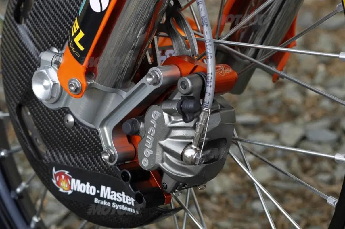 KTM SX-F 250 e 350 Factory 2011   (32)
