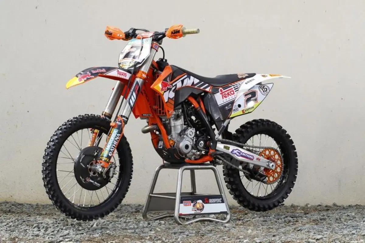 KTM SX-F 250 e 350 Factory 2011   (36)