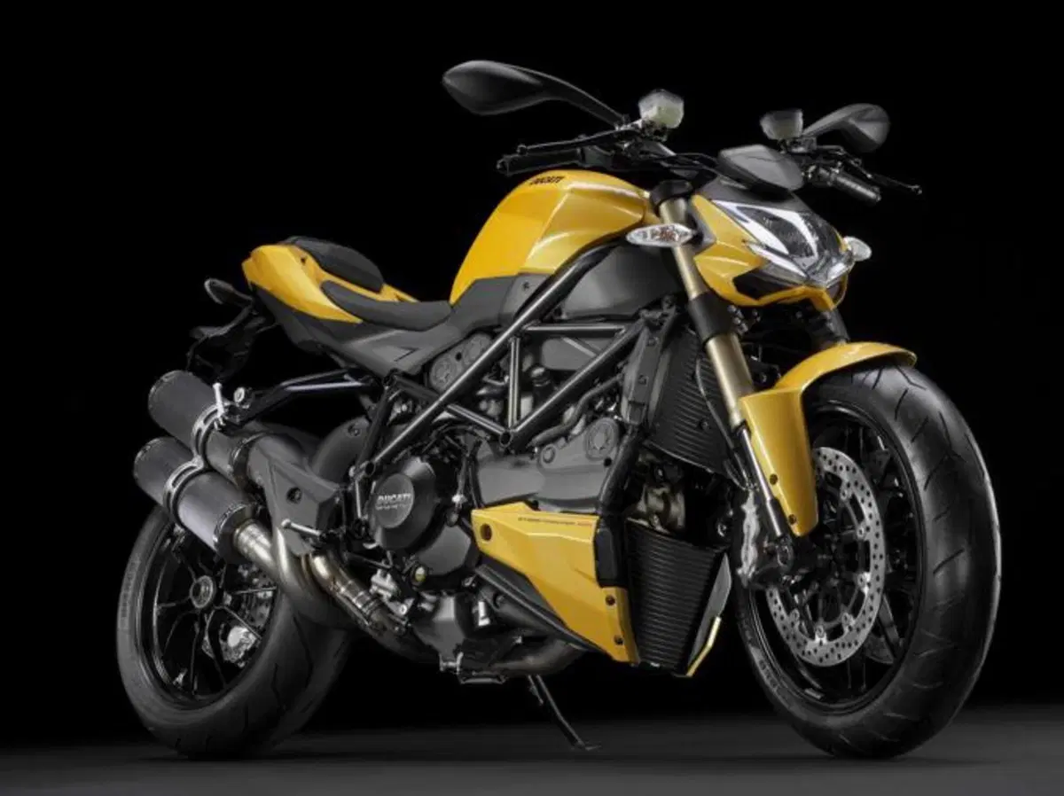 La Ducati Streetfighter 848 costerà 12.592 euro (2)