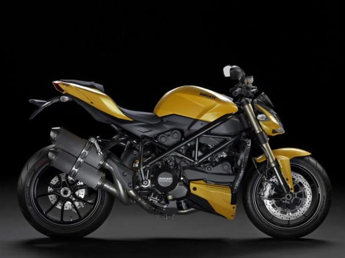 La Ducati Streetfighter 848 costerà 12.592 euro (4)