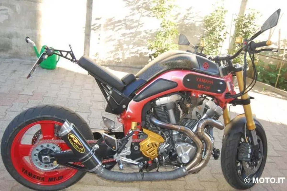 Le Strane di Moto.it: Yamaha MT-01 (3)