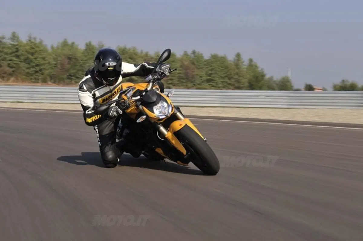Ducati Streetfighter 848   (6)
