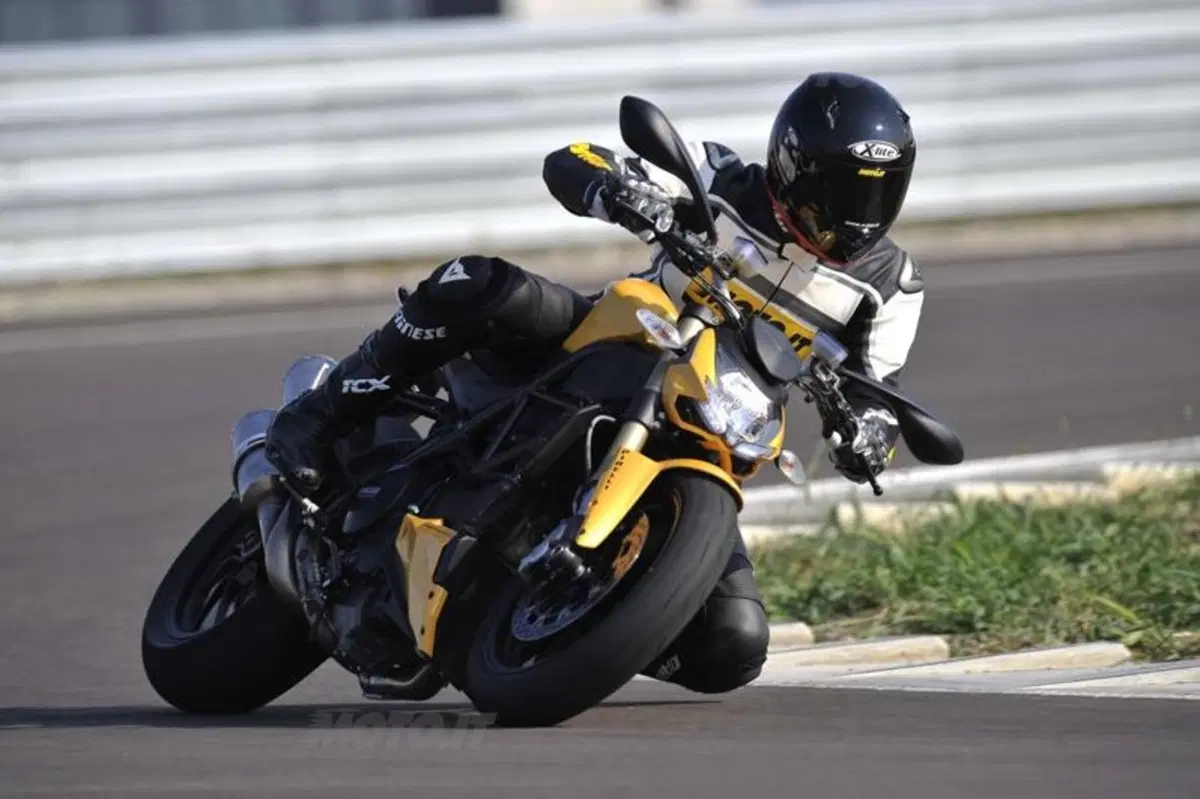Ducati Streetfighter 848   (14)