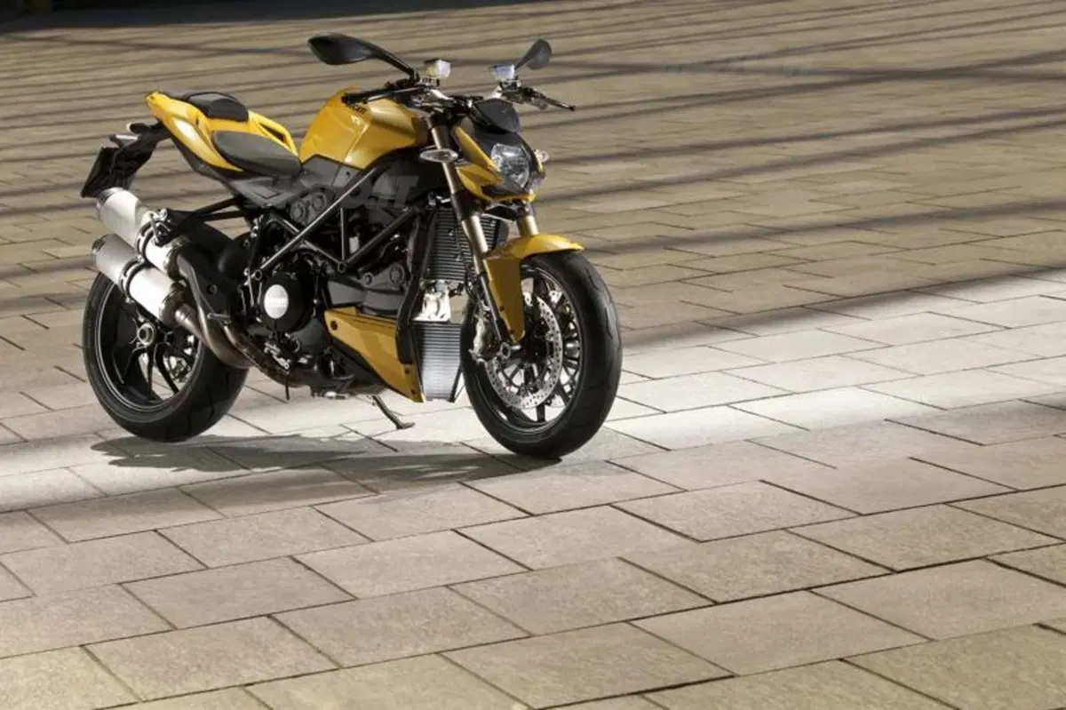Ducati Streetfighter 848   (25)