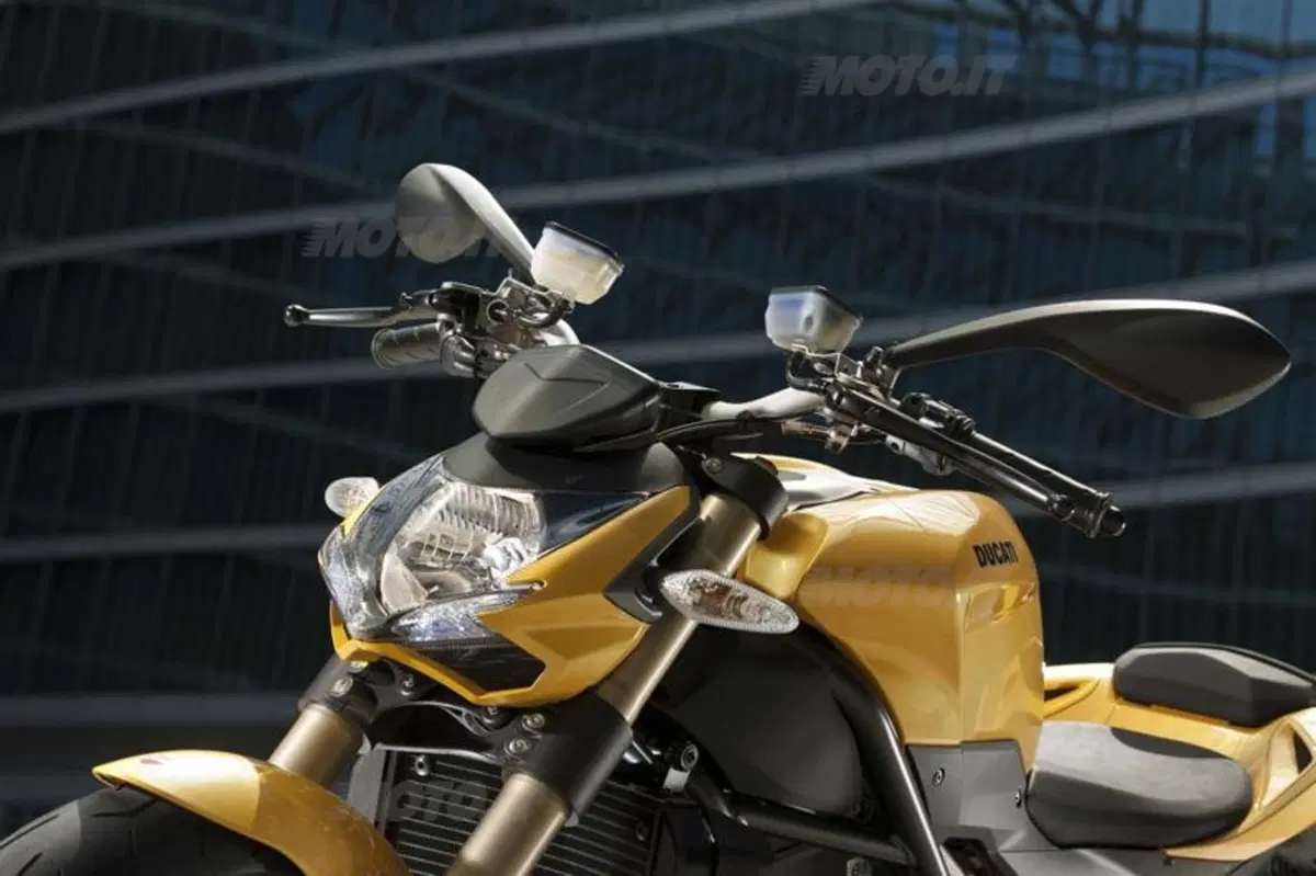 Ducati Streetfighter 848   (31)