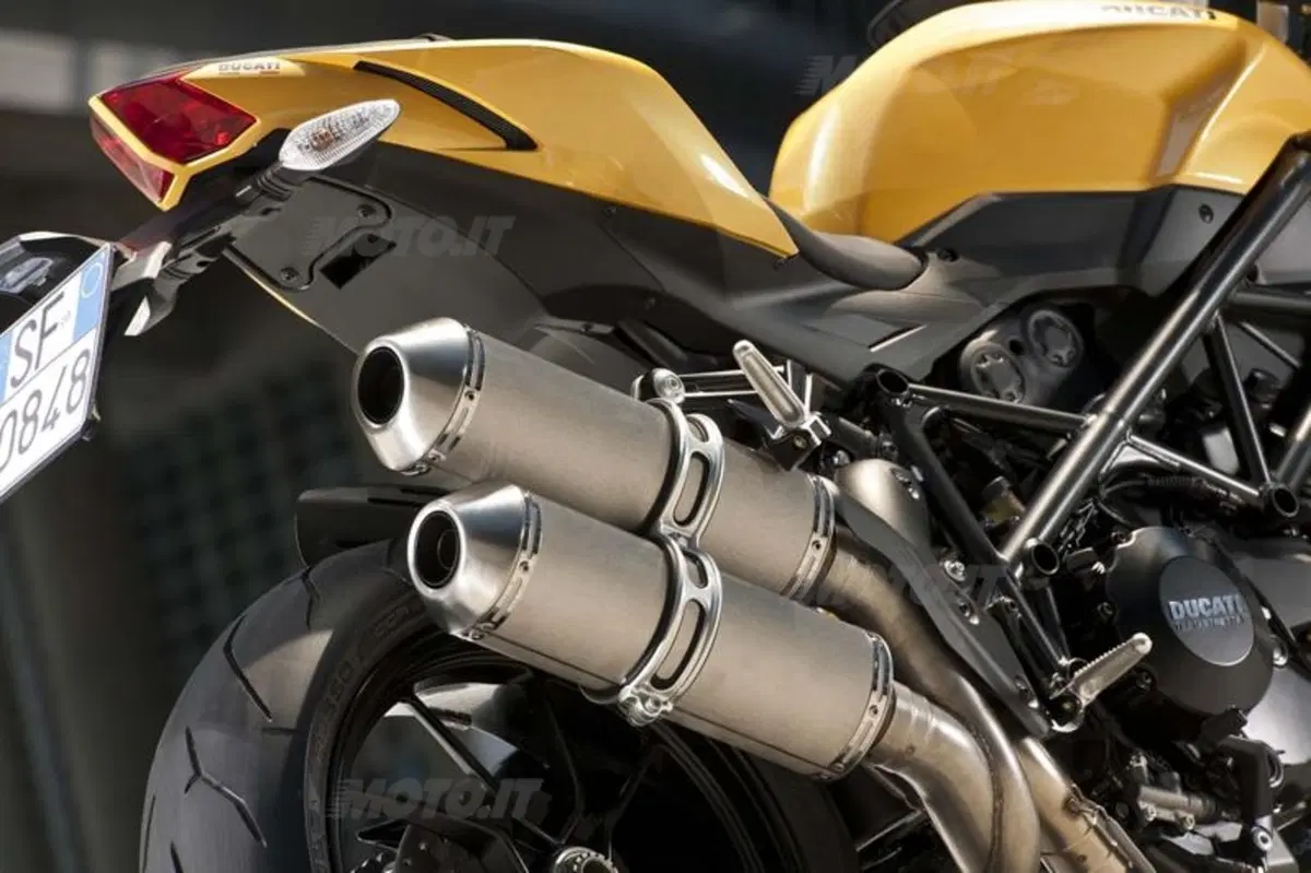 Ducati Streetfighter 848   (33)