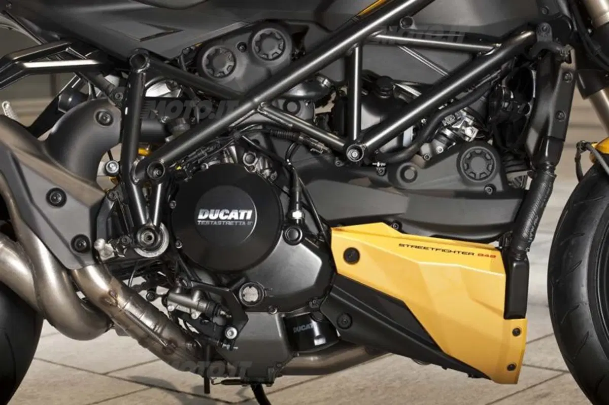 Ducati Streetfighter 848   (36)
