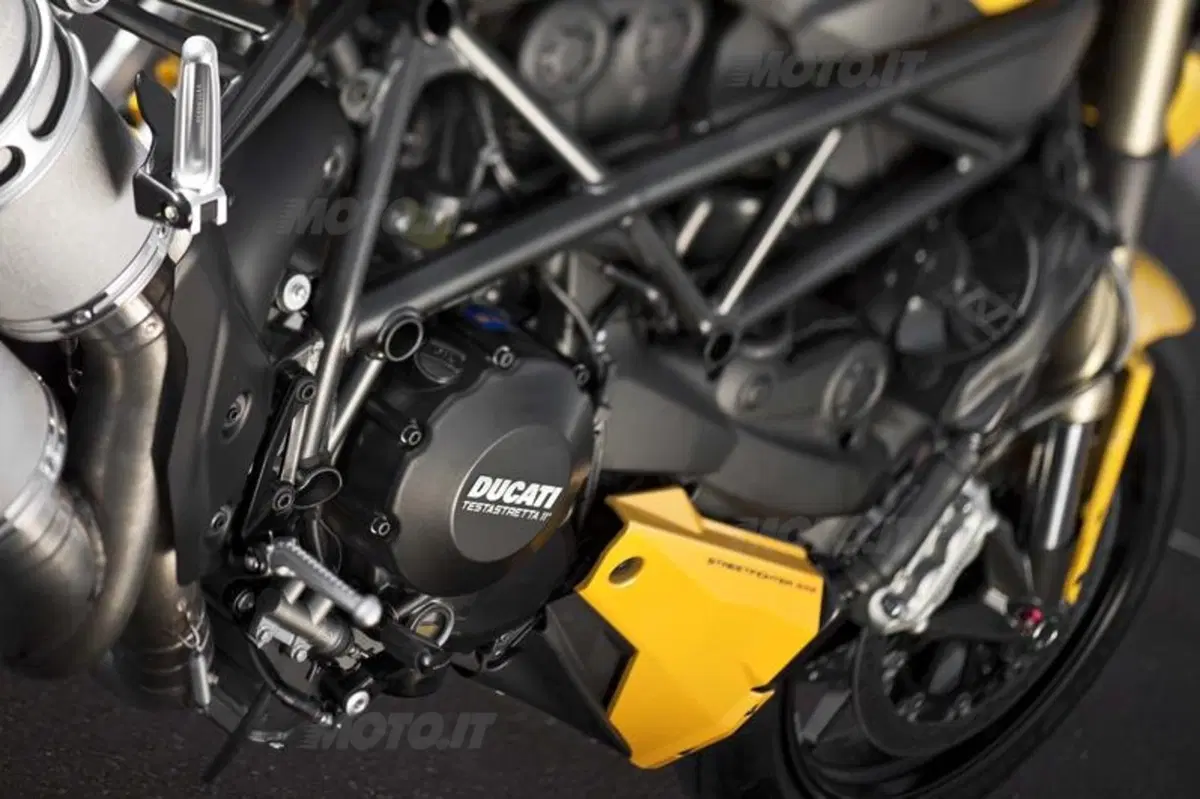 Ducati Streetfighter 848   (40)