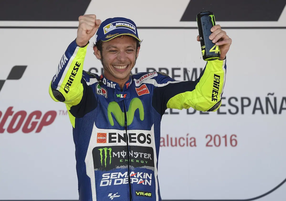 MotoGP. Rossi: "Che bello stare sul podio... pi&ugrave; in alto di loro"