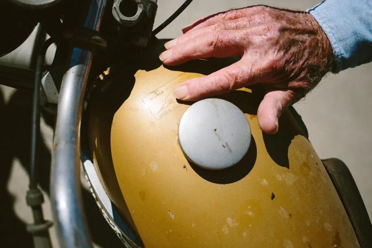 Triumph Mountain Cub: la moto che ha fatto incontrare Steve McQueen e Bruce Brown (10)