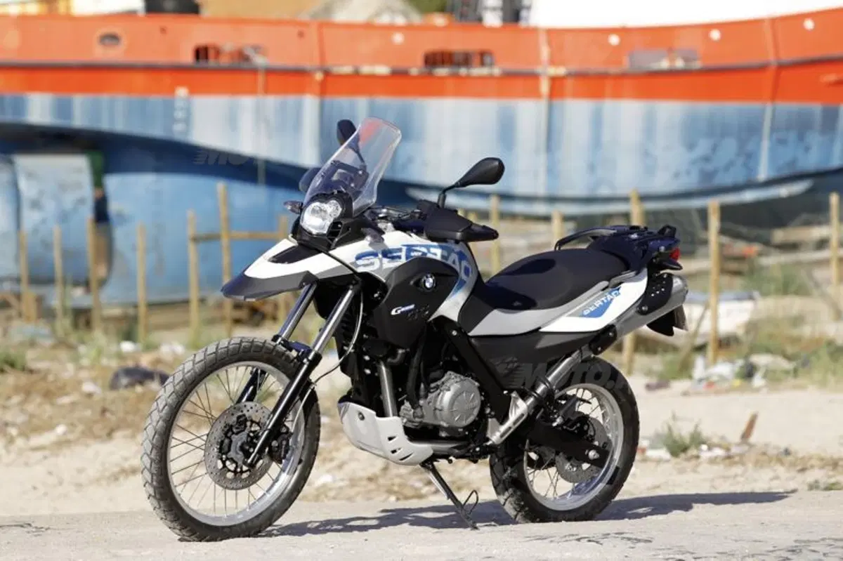 Nuova BMW G 650 GS Sertão (13)