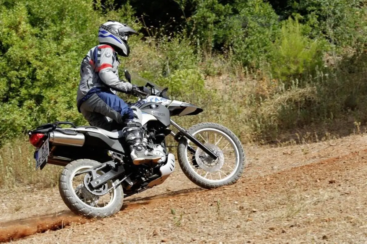 Nuova BMW G 650 GS Sertão (17)
