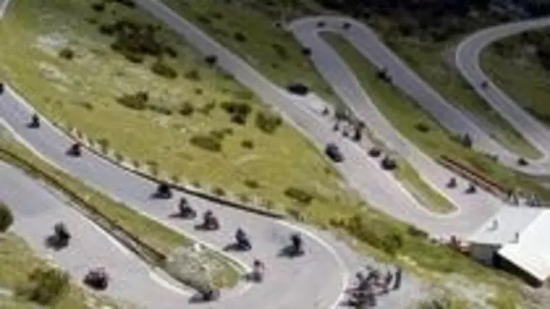 Passo dello Stelvio: dal 2012 pedaggio per tutti i veicoli a motore