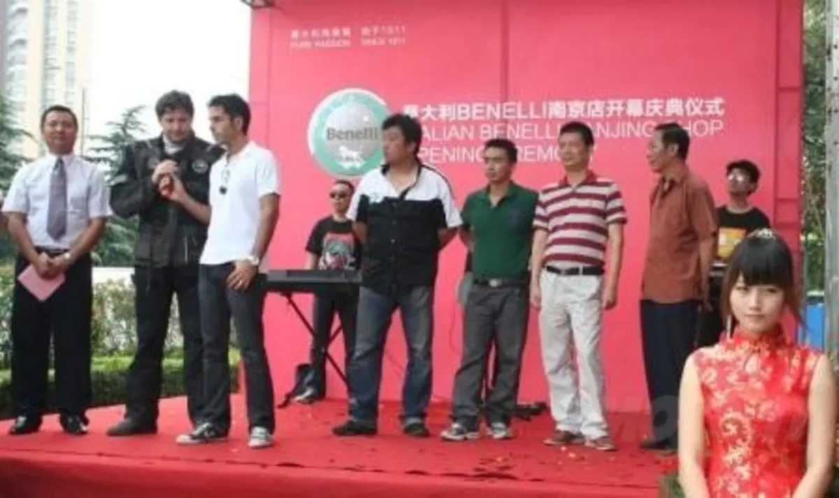 Benelli inaugura in Cina il 4° store (2)