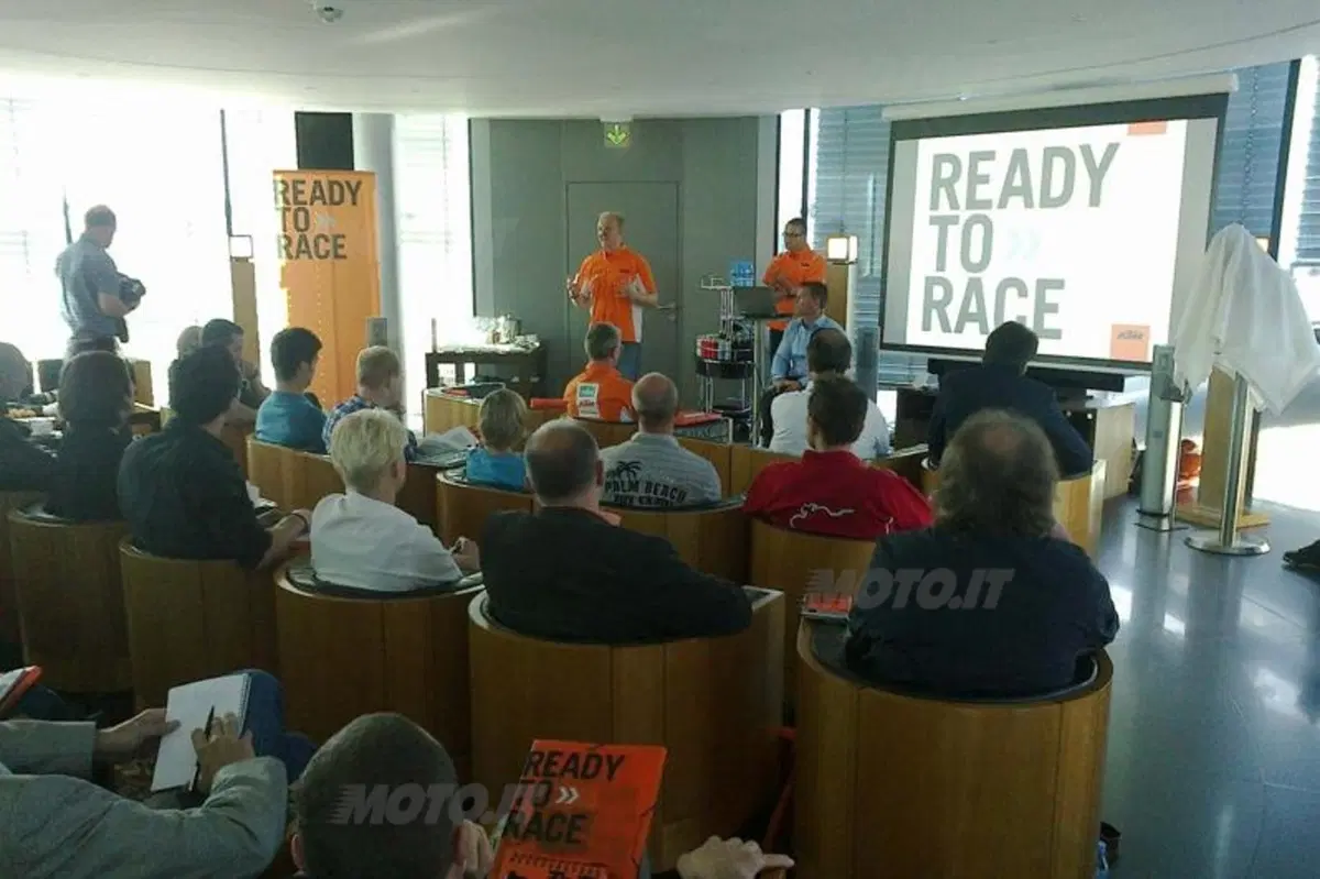 KTM punta alla Moto3 e al Supercross USA. In arrivo la Duke 200 (15)