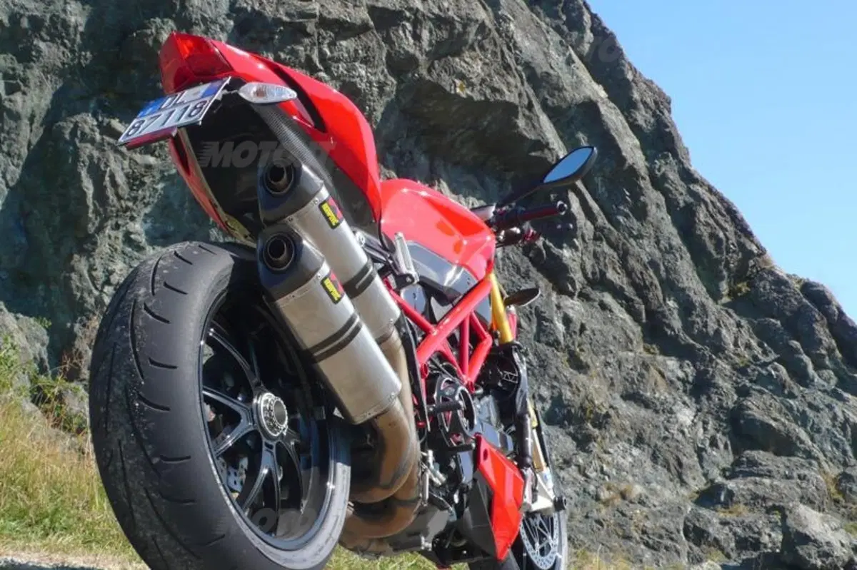 Le Strane di Moto.it: Ducati Streetfighter 1098S
