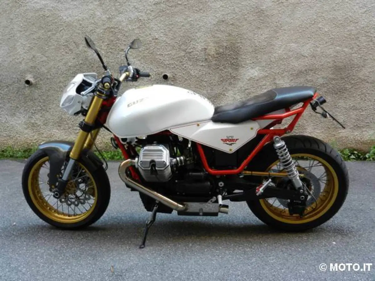 Le Strane di Moto.it: Moto Guzzi V75 (2)