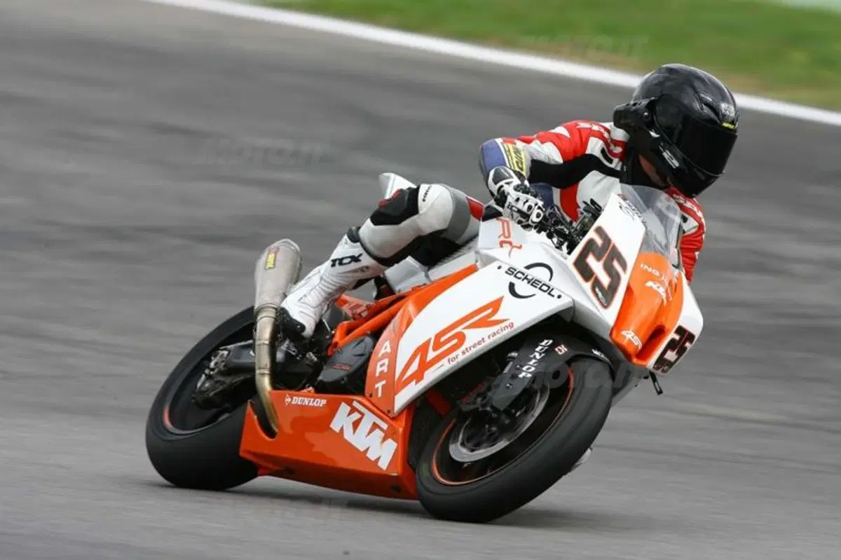 KTM RC8 Factory   (5)