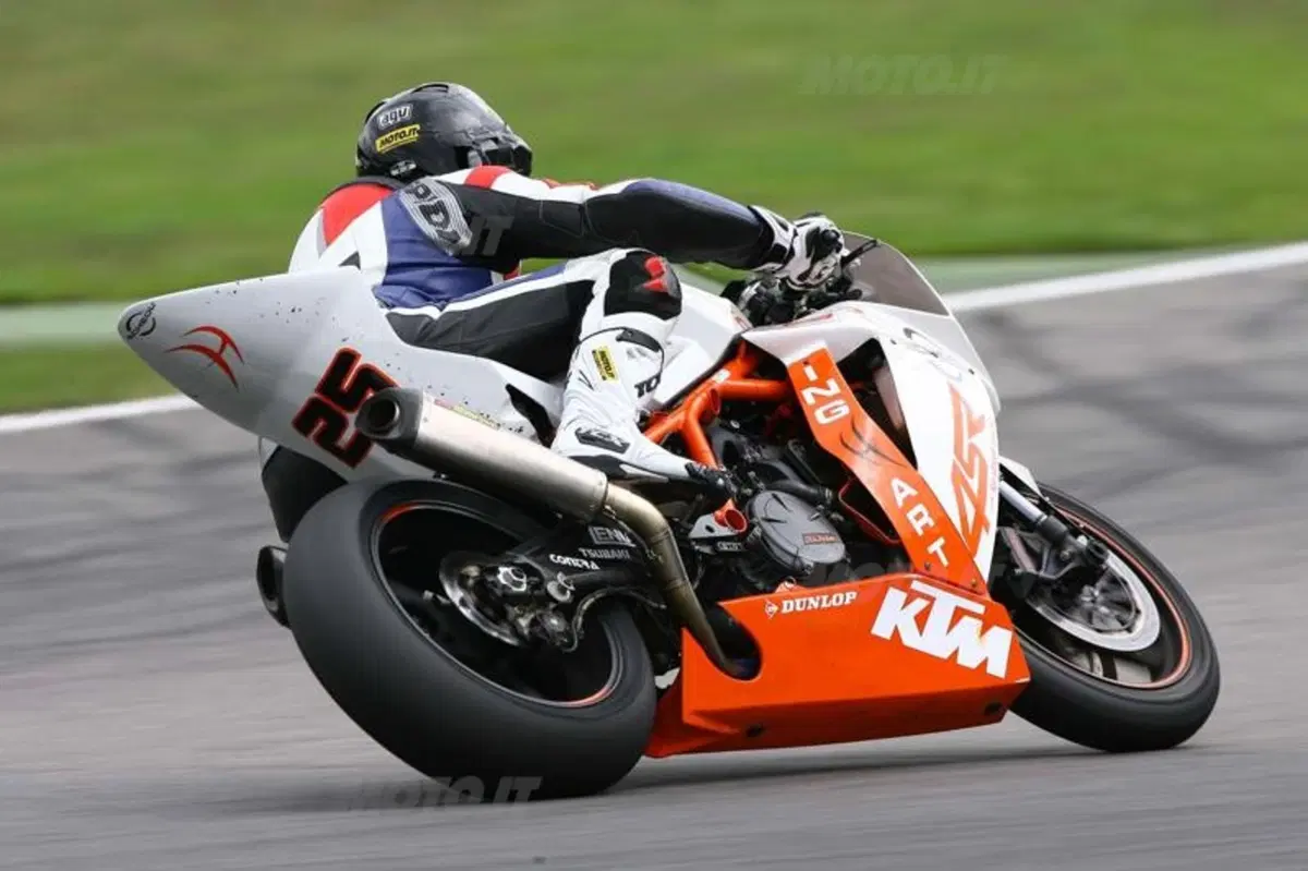 KTM RC8 Factory   (7)