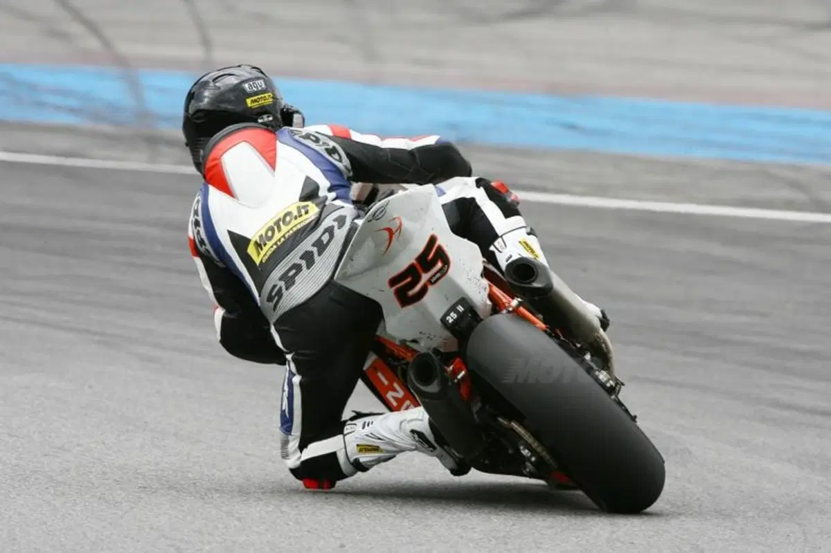KTM RC8 Factory   (9)